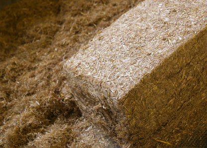 Bedsoft Original bedding laid in a horse stable